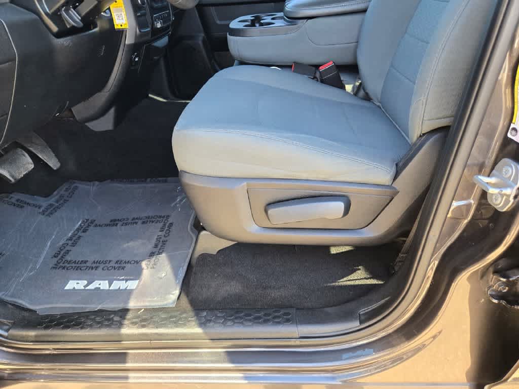 Certified 2018 RAM 2500 Tradesman w/ Chrome Appearance Group AWD/4WD image 18