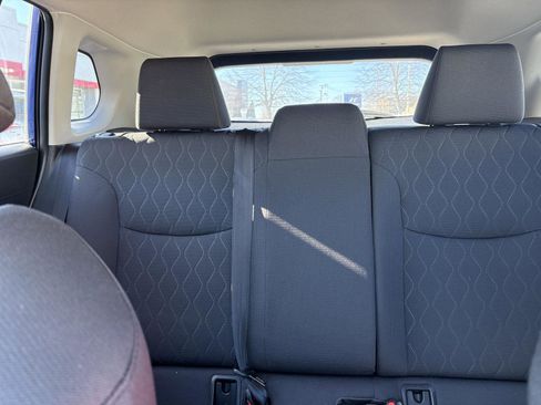 Used 2023 Toyota Corolla Cross LE image 21