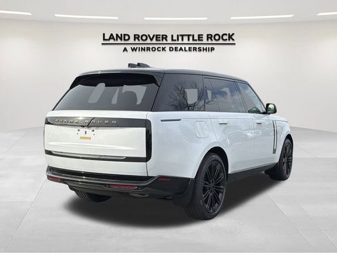 New 2026 Land Rover Range Rover Long Wheelbase SE image 2