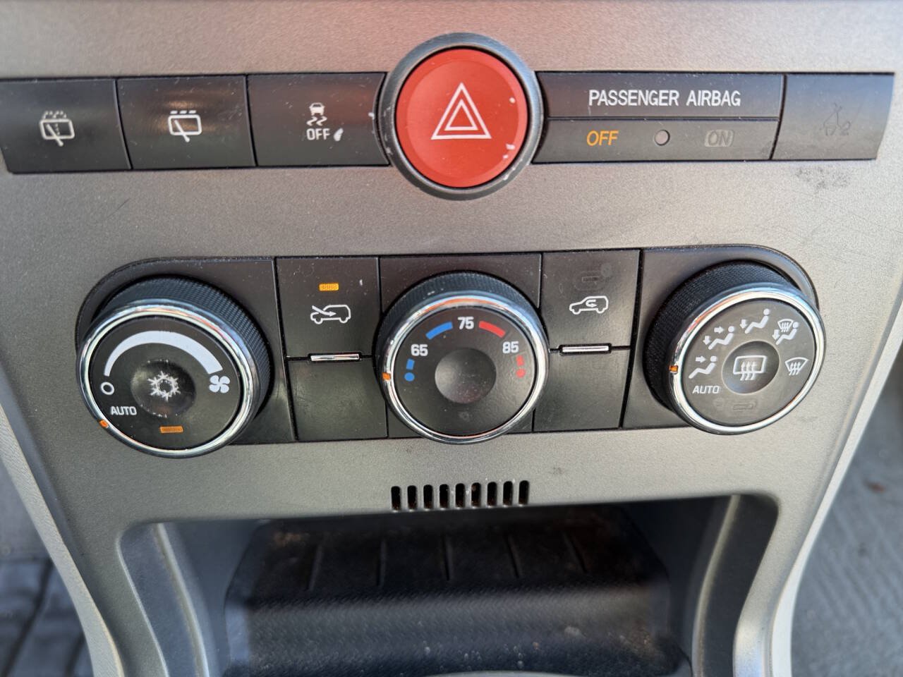 Used 2008 Saturn Vue XE w/ Preferred Package FWD image 35