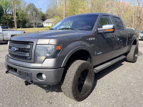 Used 2014 Ford F150 FX4 w/ Equipment Group 402A Luxury image 12
