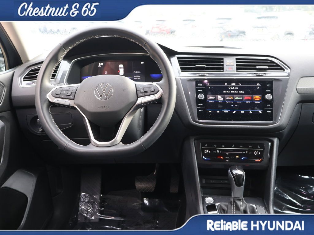 Used 2023 Volkswagen Tiguan SE FWD image 19