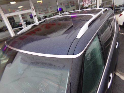 Used 2015 INFINITI QX80 4WD w/ Deluxe Technology Package image 7