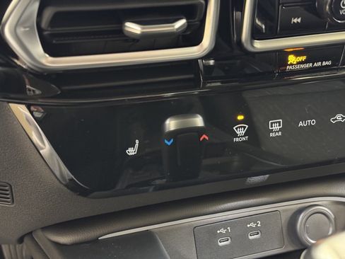 New 2026 Nissan Sentra SV w/ SV Convenience Package image 37