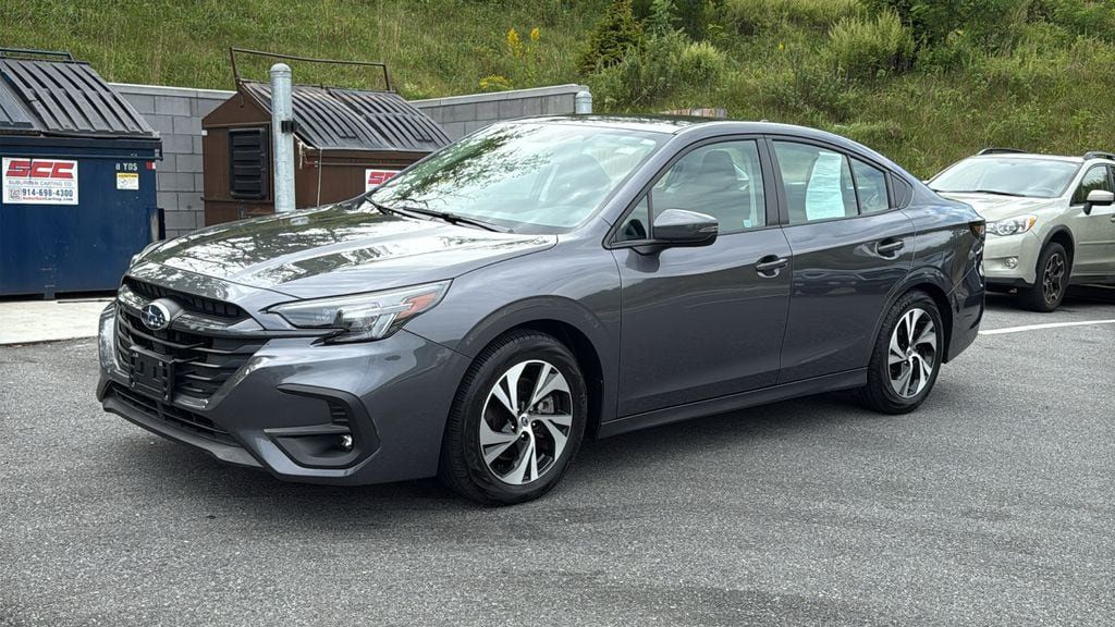 Certified 2025 Subaru Legacy Premium AWD/4WD image 3