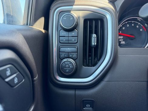 Used 2019 Chevrolet Silverado 1500 LT w/ All-Star Edition AWD/4WD image 22