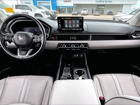 Used 2023 Honda Pilot Elite image 15