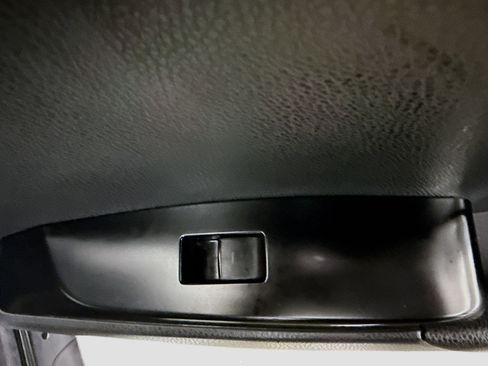 Used 2025 Toyota Camry LE w/ Convenience Package image 31