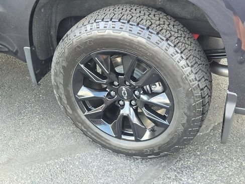 Certified 2022 Chevrolet Silverado 1500 RST AWD/4WD image 17