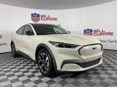 New 2025 Ford Mustang Mach-E Select w/ Comfort Package Lite