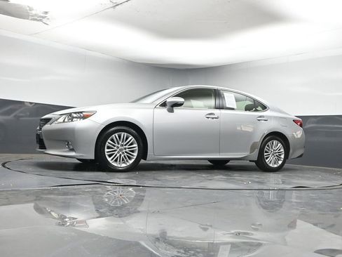 Used 2014 Lexus ES 350 image 24
