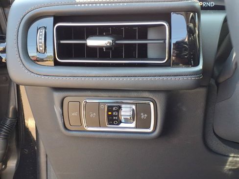 Used 2026 Lincoln Aviator AWD image 20