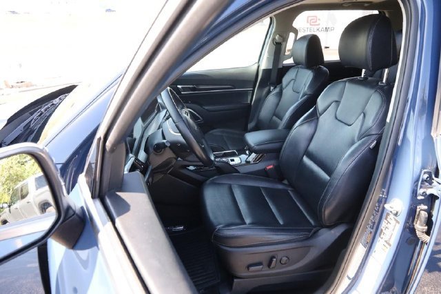 Used 2025 Kia Telluride S FWD image 11