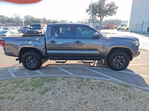 Used 2023 Toyota Tacoma SR5 image 7