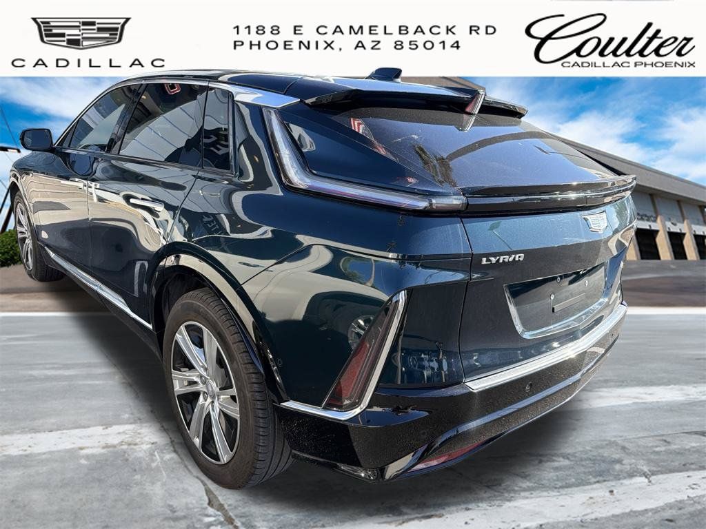 Certified 2024 Cadillac Lyriq Tech w/ Driver Assist Package RWD image 9