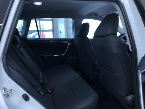 Used 2025 Toyota RAV4 LE AWD/4WD image 22
