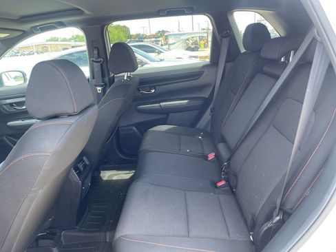 Used 2025 Honda CR-V Sport image 9