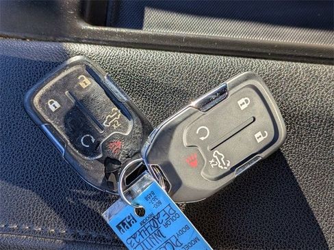 Used 2023 Chevrolet Silverado 2500 LT w/ Convenience Package image 29