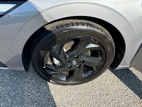 New 2026 Hyundai Elantra Sport FWD image 23