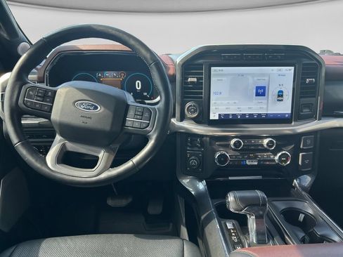 Used 2022 Ford F150 Lariat w/ Equipment Group 502A High AWD/4WD image 11