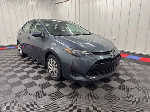 Used 2019 Toyota Corolla L image 2