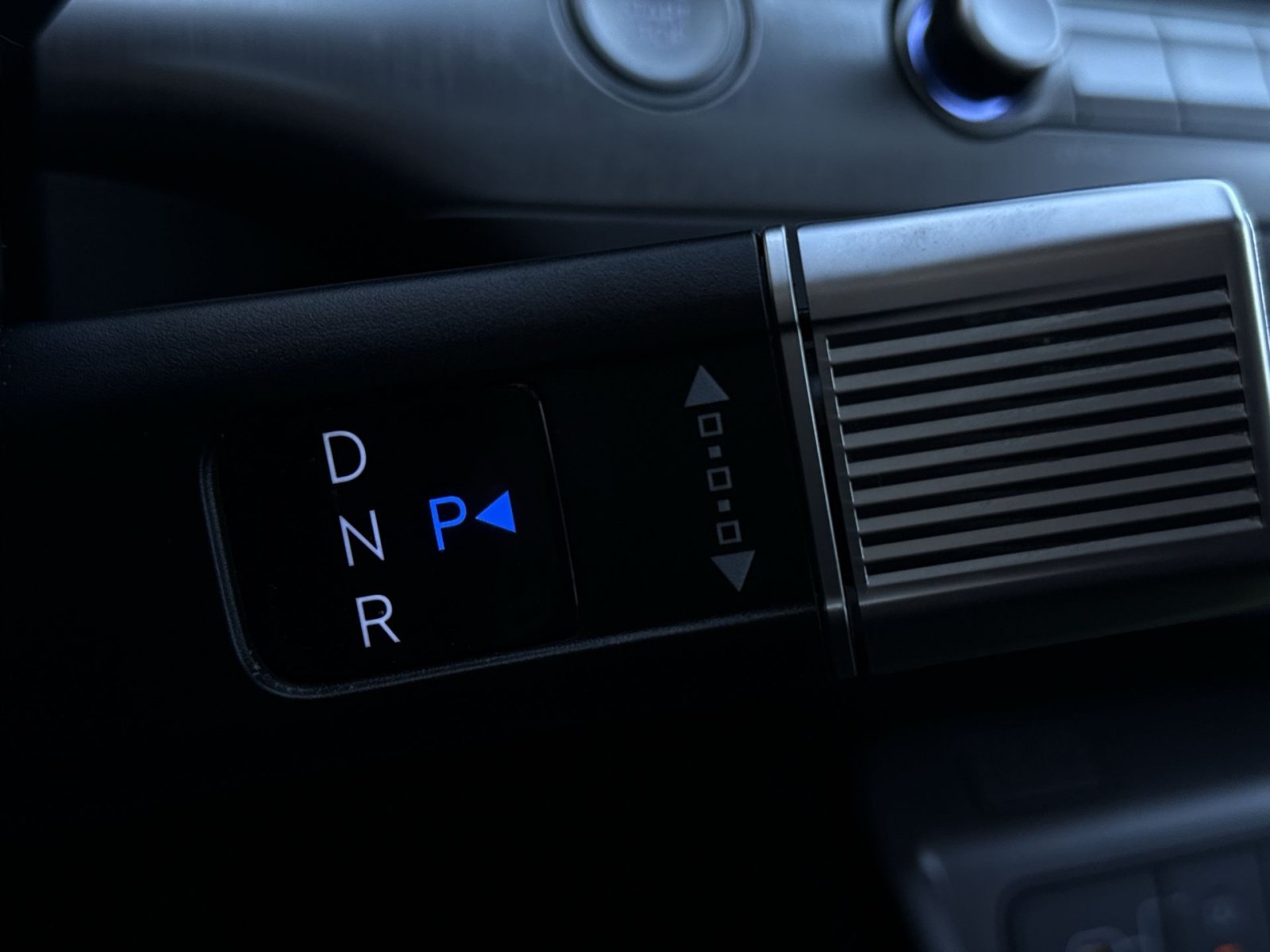 Certified 2024 Hyundai Kona Limited AWD/4WD image 18