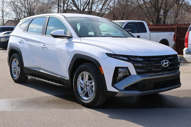 New 2026 Hyundai Tucson SE FWD image 1