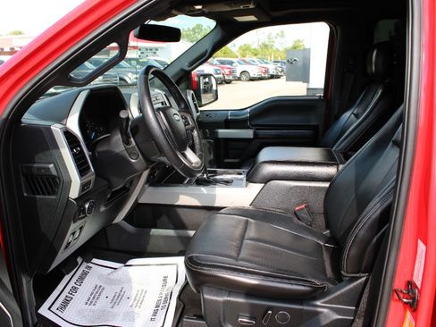 Used 2018 Ford F150 Lariat w/ Equipment Group 502A Luxury image 7