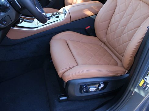 New 2026 BMW X5 xDrive50e w/ Climate Comfort Package image 23