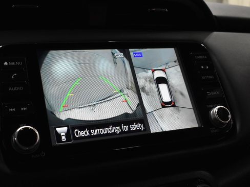 Used 2023 Nissan Kicks SR w/ SR Premium Package image 14