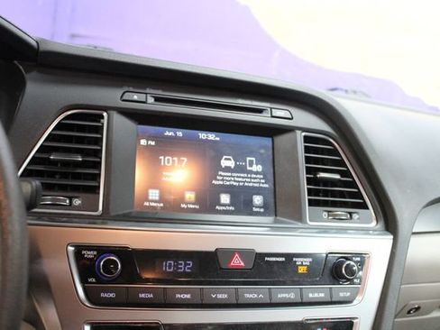 Used 2016 Hyundai Sonata Sport w/ Cargo Package FWD image 17