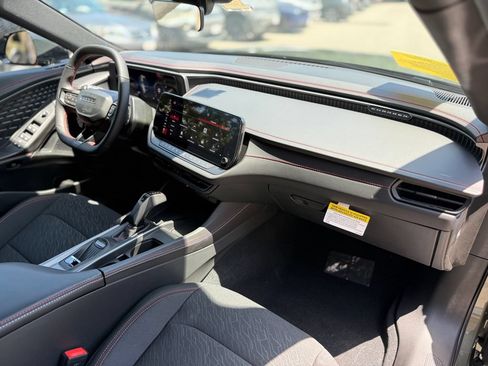 New 2026 Dodge Charger R/T AWD/4WD image 17