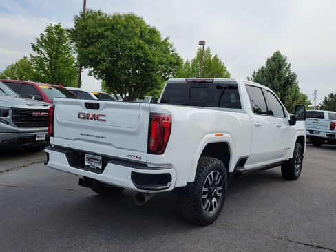 Used 2023 GMC Sierra 2500 AT4 w/ AT4 Premium Plus Package AWD/4WD image 3
