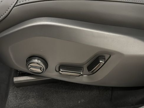 Used 2026 Volvo XC90 B6 Plus w/ Protection Package Premier image 24