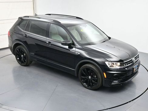 Used 2021 Volkswagen Tiguan SE R-Line AWD/4WD image 33
