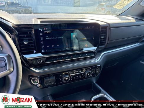 Used 2023 Chevrolet Silverado 1500 LTZ image 18