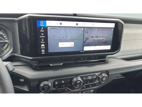 Used 2025 Jeep Wrangler Sahara w/ Safety Group image 15