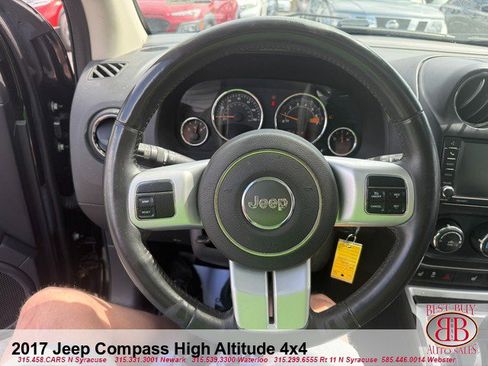 Used 2017 Jeep Compass High Altitude AWD/4WD image 13