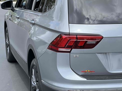 Used 2023 Volkswagen Tiguan SE FWD image 36