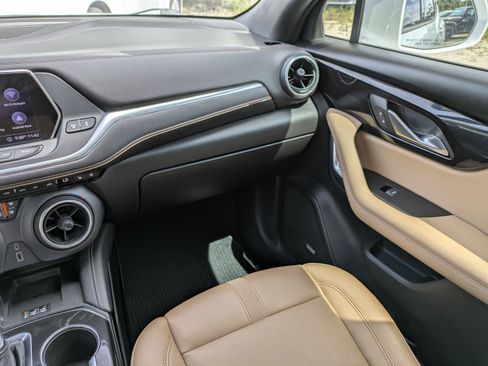 Used 2020 Chevrolet Blazer Premier w/ Driver Confidence II Package image 15