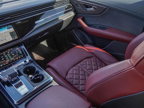 Used 2024 Audi SQ8 Prestige image 37