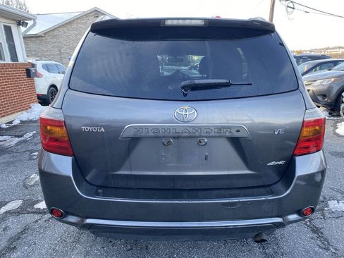 Used 2008 Toyota Highlander Sport w/ Tow Pkg image 5