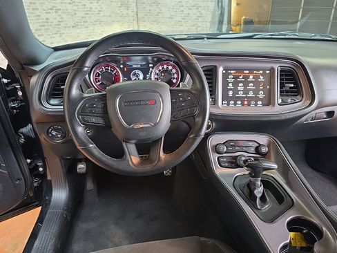 Used 2023 Dodge Challenger R/T w/ Plus Package image 16