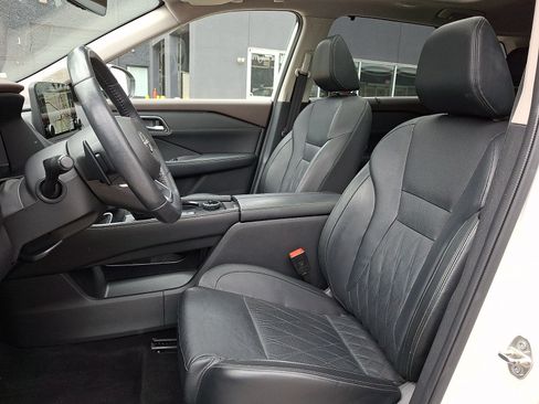 Certified 2023 Nissan Rogue Platinum w/ Platinum Premium Package AWD/4WD image 13