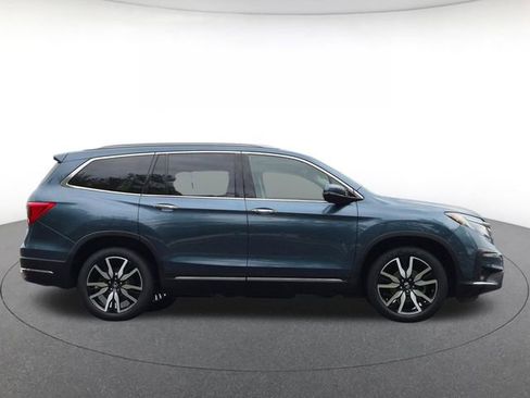Used 2022 Honda Pilot Touring image 4