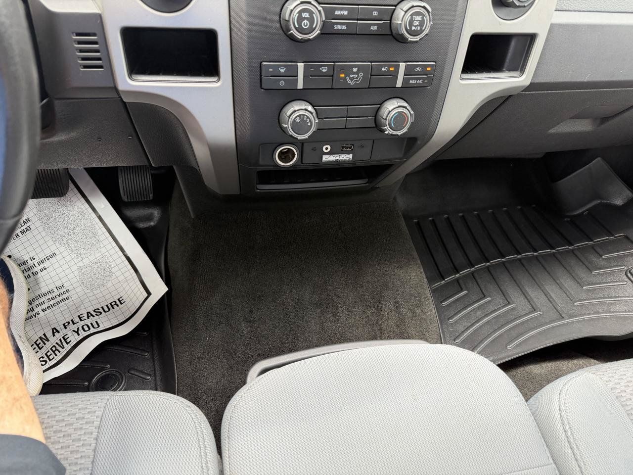 Used 2011 Ford F150 XLT w/ XLT Chrome Pkg AWD/4WD image 12