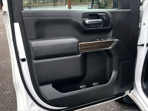 Certified 2020 Chevrolet Silverado 1500 LT w/ All-Star Edition image 18