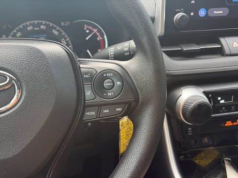 Used 2025 Toyota RAV4 LE FWD image 24