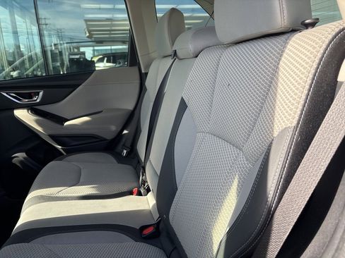 Used 2022 Subaru Forester Premium image 18