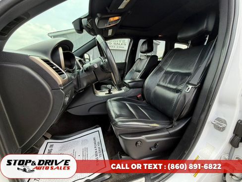 Used 2015 Jeep Grand Cherokee Limited AWD/4WD image 15